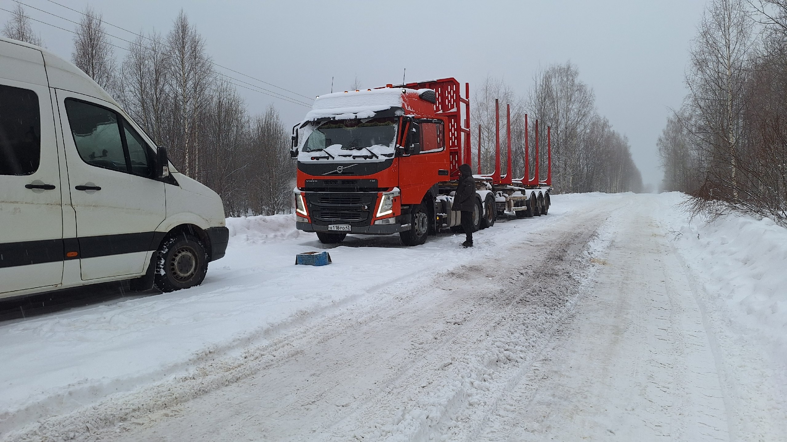 Замена пневмоподушки с выездом Volvo 