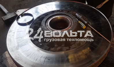 Замена ступицы Даф 105